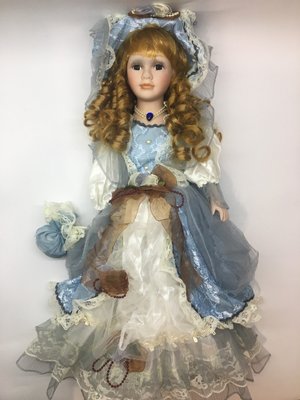 Колекційна, порцелянова, сувенірна лялька Porcelain doll 50 см (1303-01 A) 1303-01 A фото