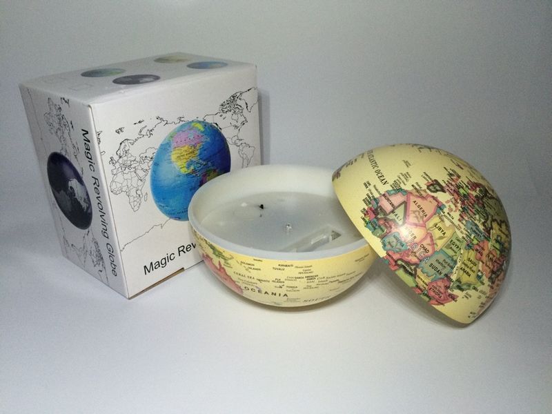 Глобус з підсвічуванням, що обертається -Magic Revolving Globe 1405-3 фото
